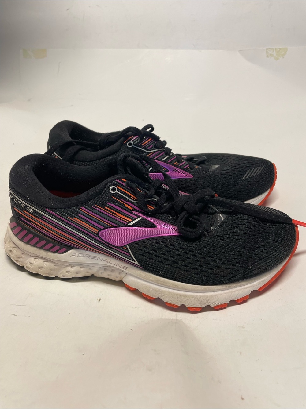 Brooks Adrenaline GTS 19 Black Purple Running Shoes Women Sz US 7.5, EU 38.5